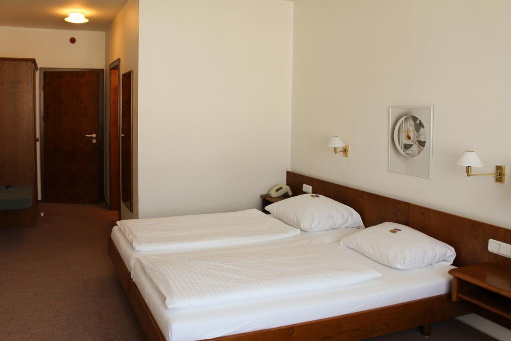 Post Hotel